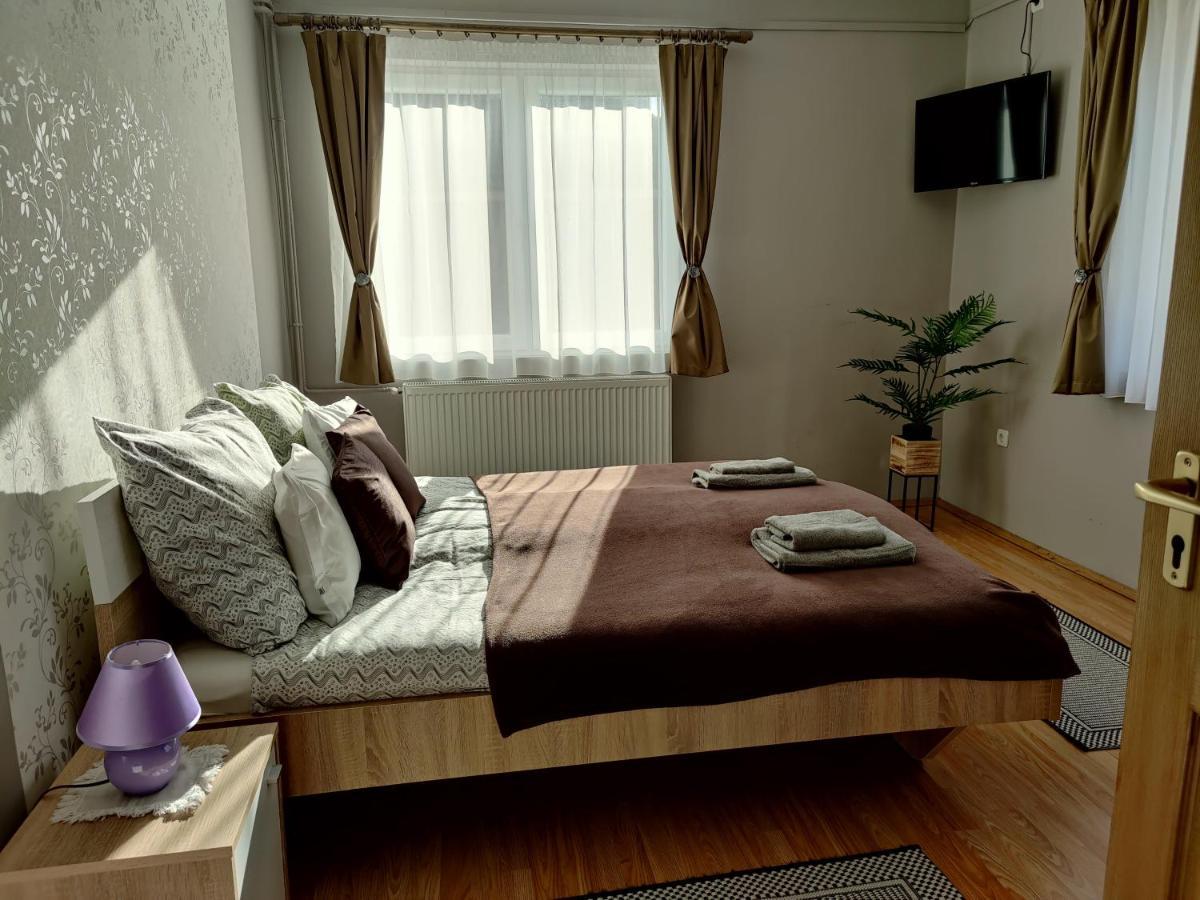Katalin Apartmanhaz Miskolc Eksteriør billede