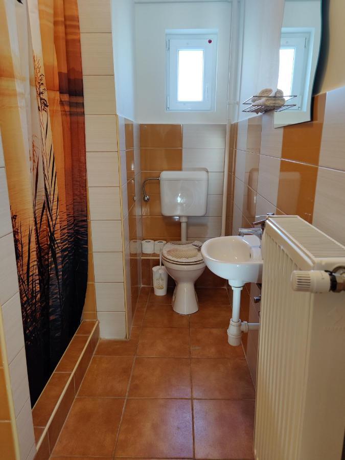 Katalin Apartmanhaz Miskolc Eksteriør billede