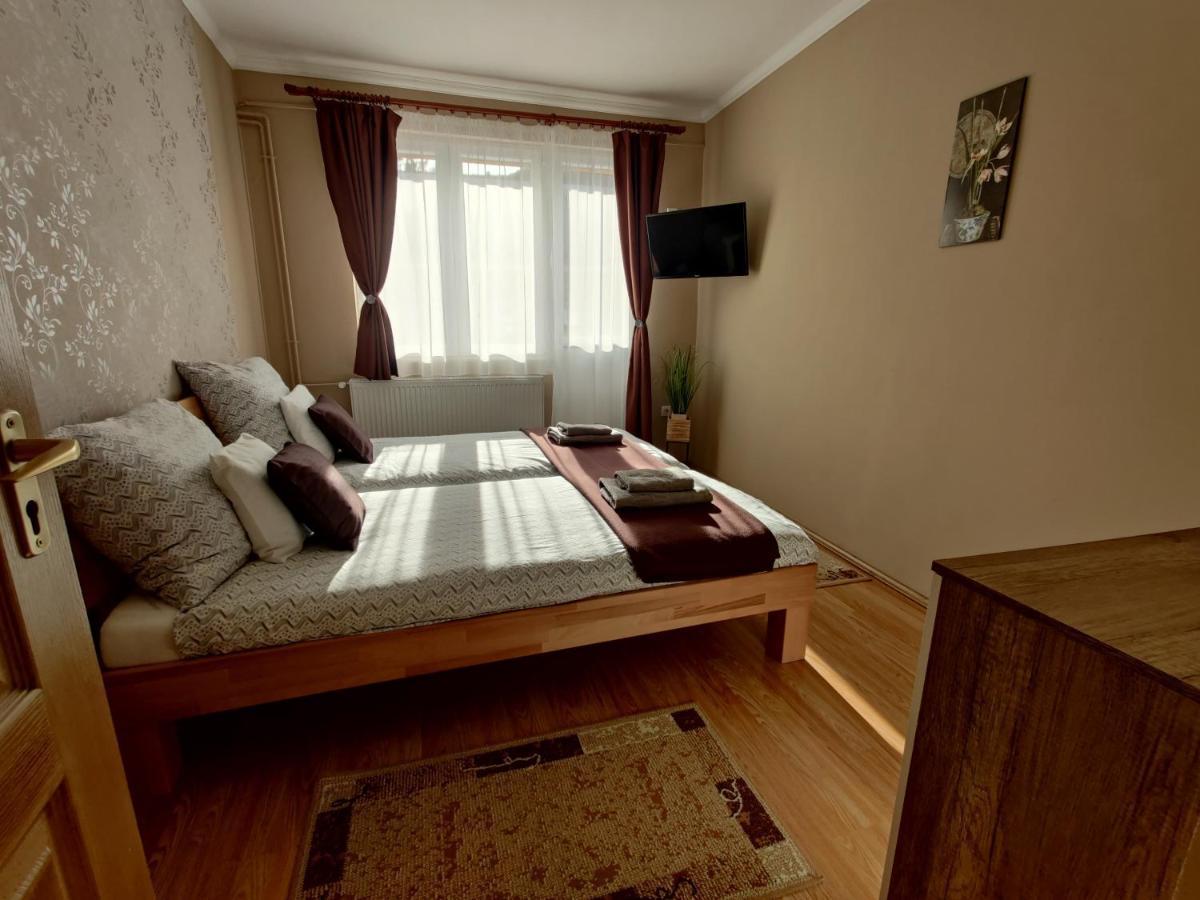 Katalin Apartmanhaz Miskolc Eksteriør billede