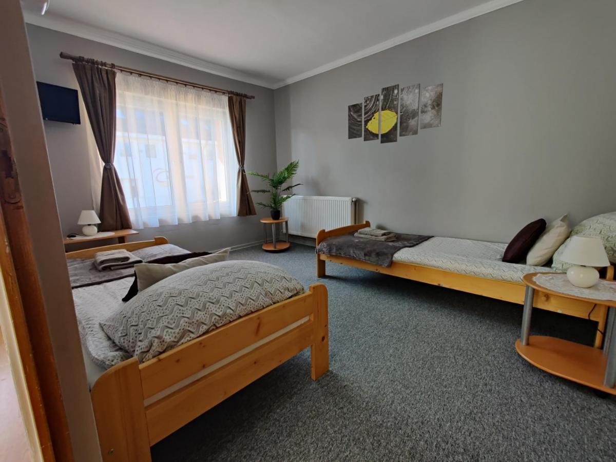 Katalin Apartmanhaz Miskolc Eksteriør billede